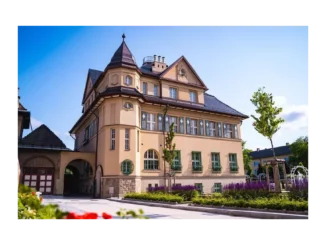 Nový mobiliář pro Vílu Grossmann v Ostravě