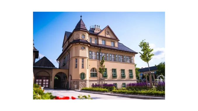 Nový mobiliář pro Vílu Grossmann v Ostravě