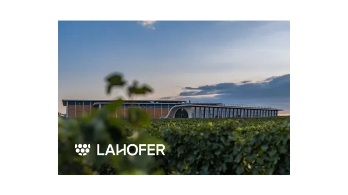 LAHOFER: Nový vizuál pro oslavu 20 let na trhu