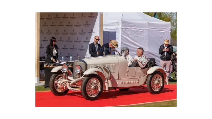 Automobilové klenoty: Historie na dosah ruky