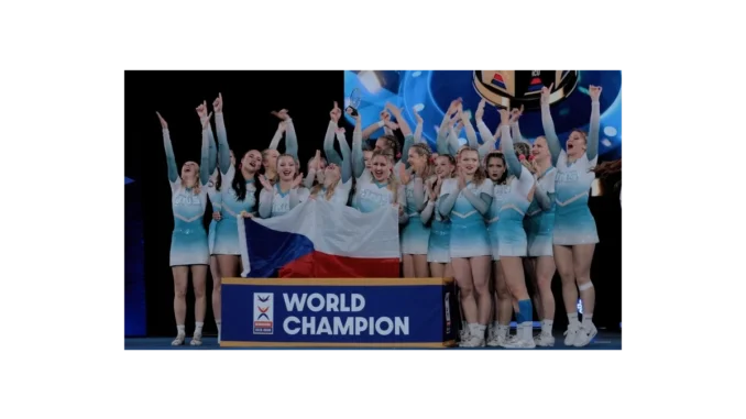 JNS Phoenix slaví vítězství na cheerleadingovém mistrovství